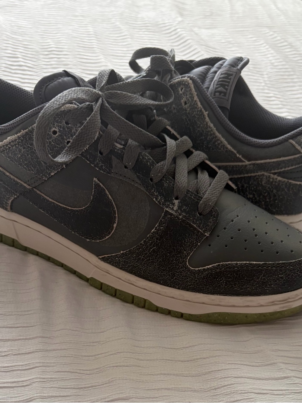 Nike Dunk Low SE 'Halloween - Cauldron Size 10